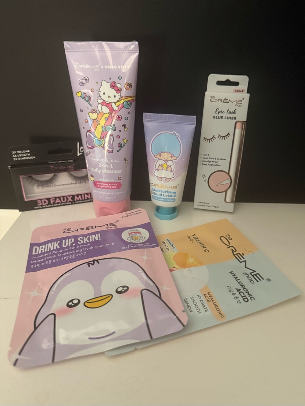 Creme Bundle- Hello Kitty Sweet & Juicy 2-in-1 Daily Cleanser lashes, face masks